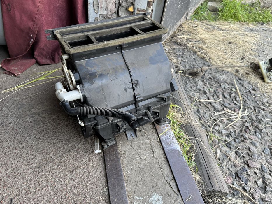 Запчасти Subaru forester 2006 года