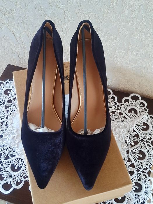 Eleganckie szpilki damskie na wysokim obcasie NOWE rozmiar 45