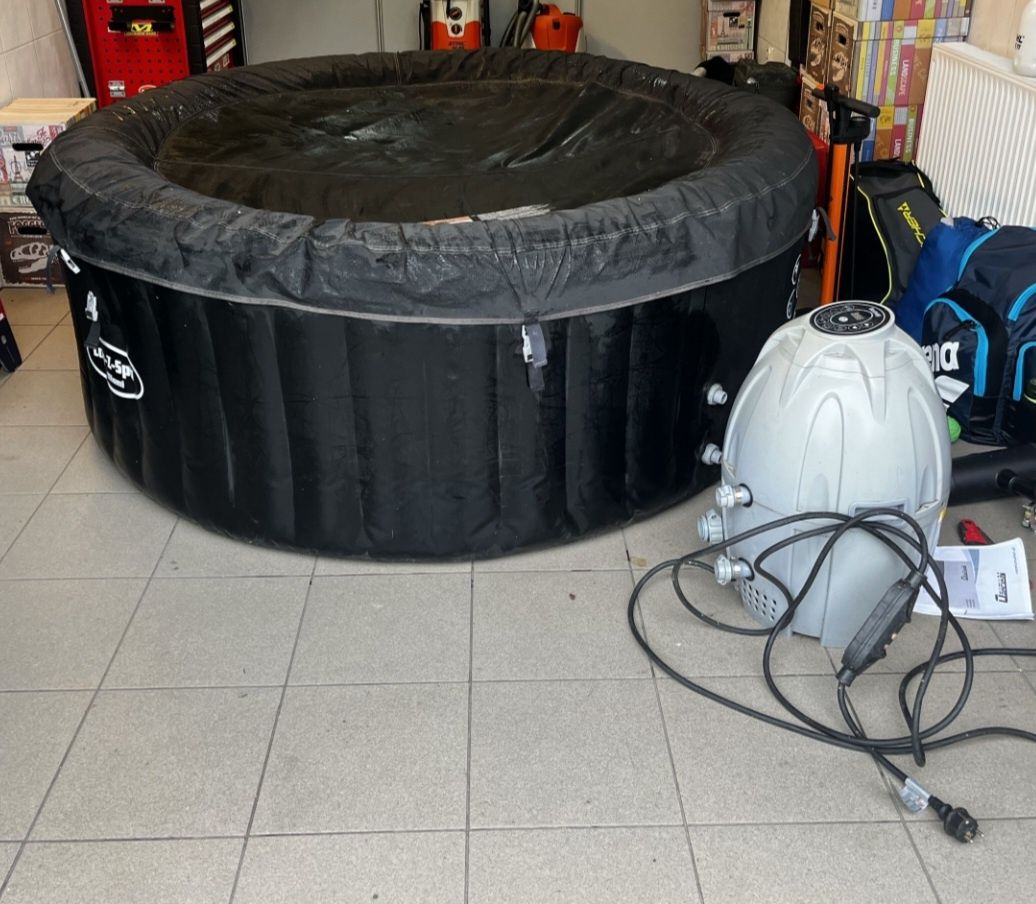 Jacuzzy Lay-Z-Spa Miami
