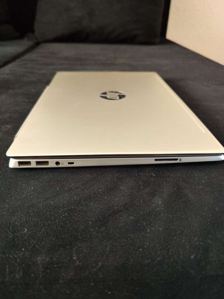 LAPTOP HP pavilion 14-CE3004NW