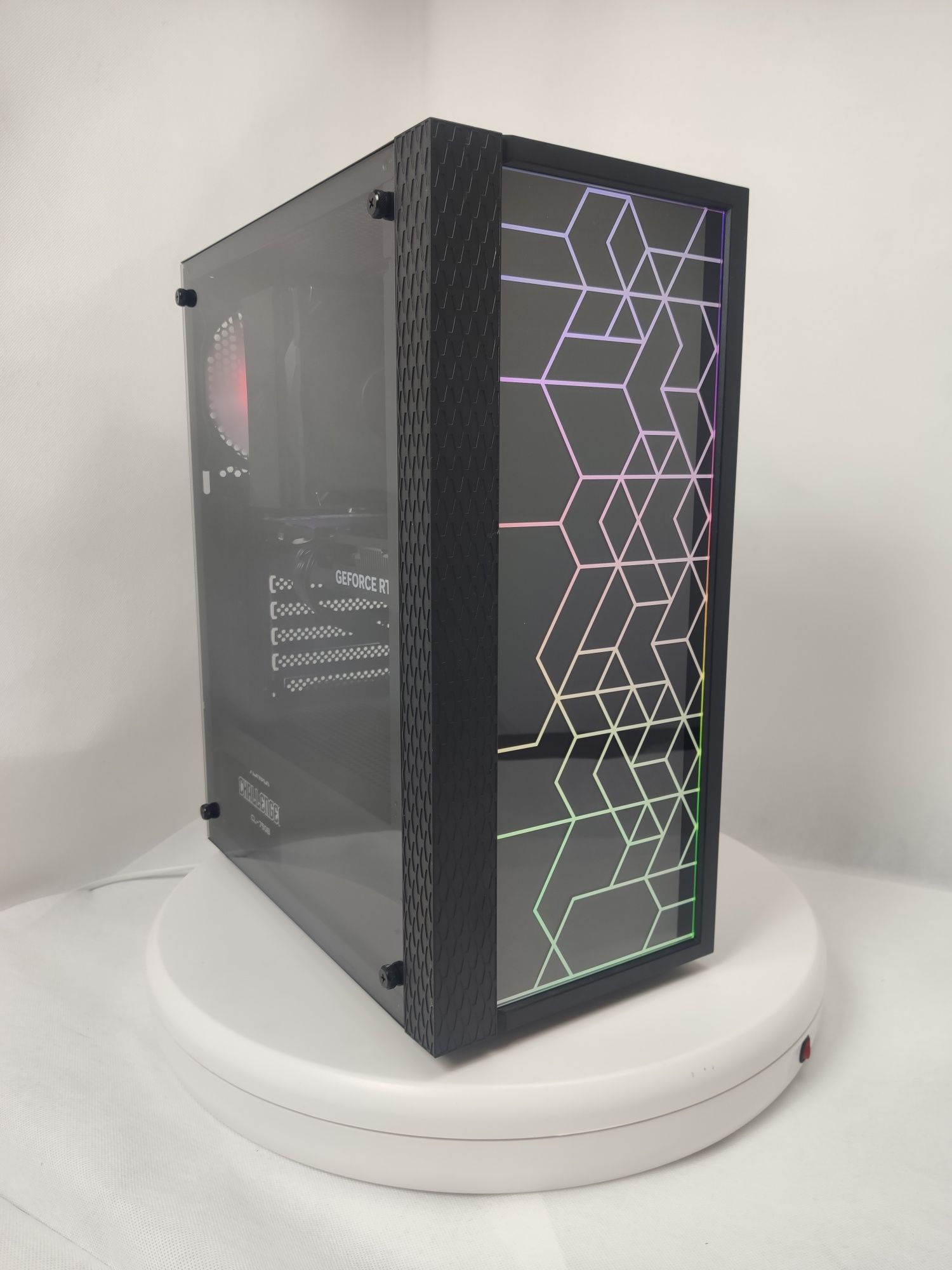 Komputer Gamingowy i9-14900K, RTX 5060 Ti, 32 GB RAM,SSD,Win 11
