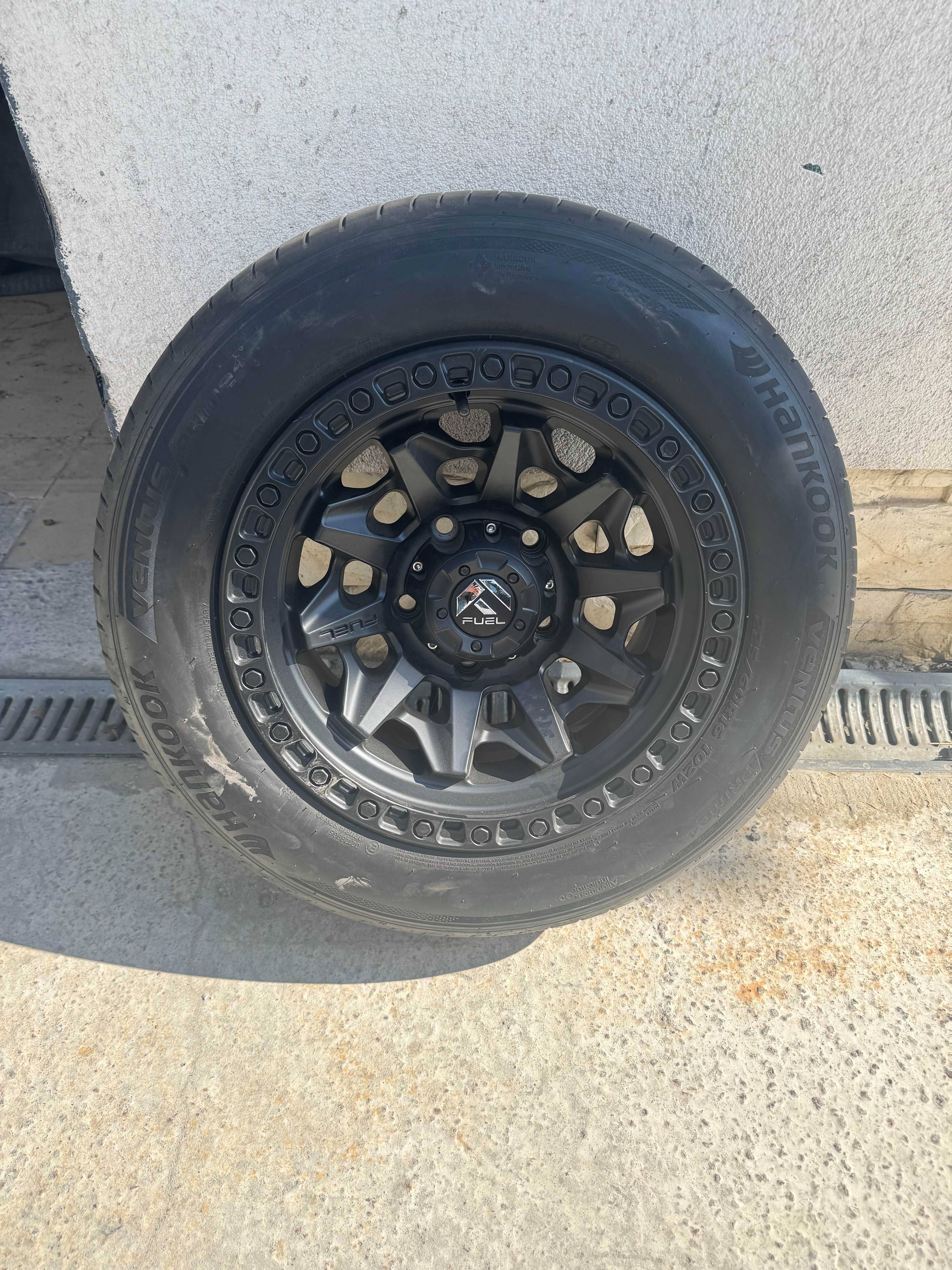 Диски  R16 Fuel Offroad 16" 8,0J 5x139,7 ET1 DIA108,1