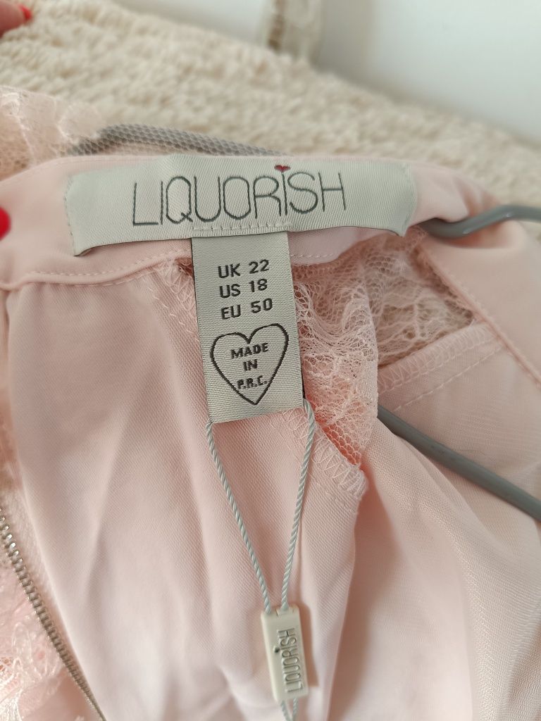 Nowa sukienka dla wysokiej osoby. Plus size 50. Koktajlowa
