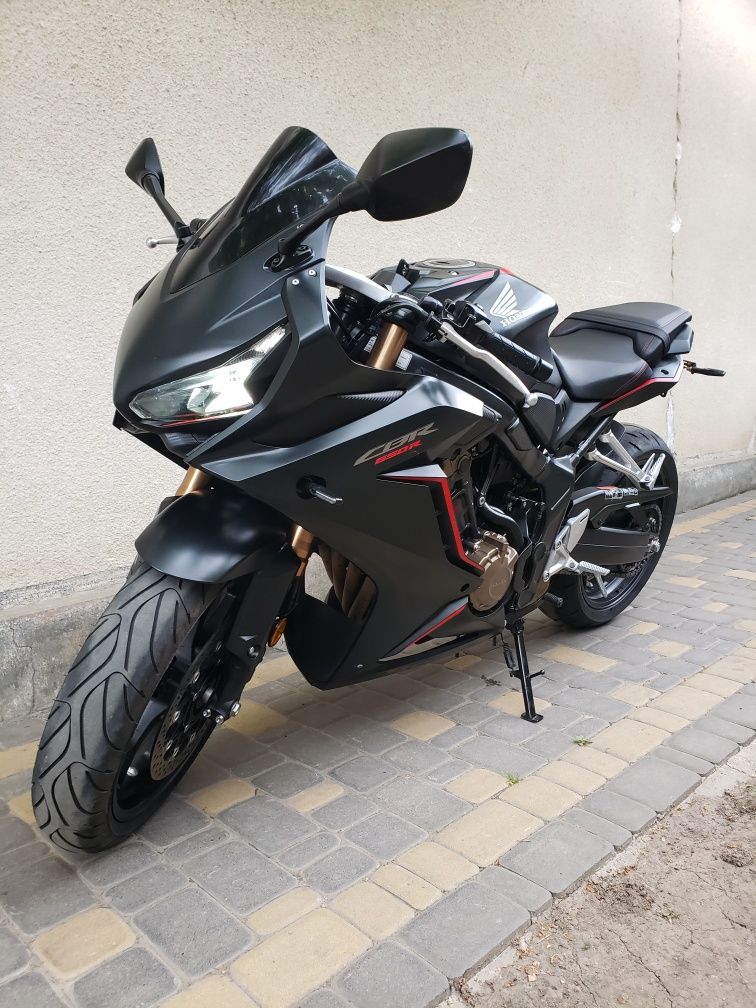 Мотоцикл Honda CBR650R