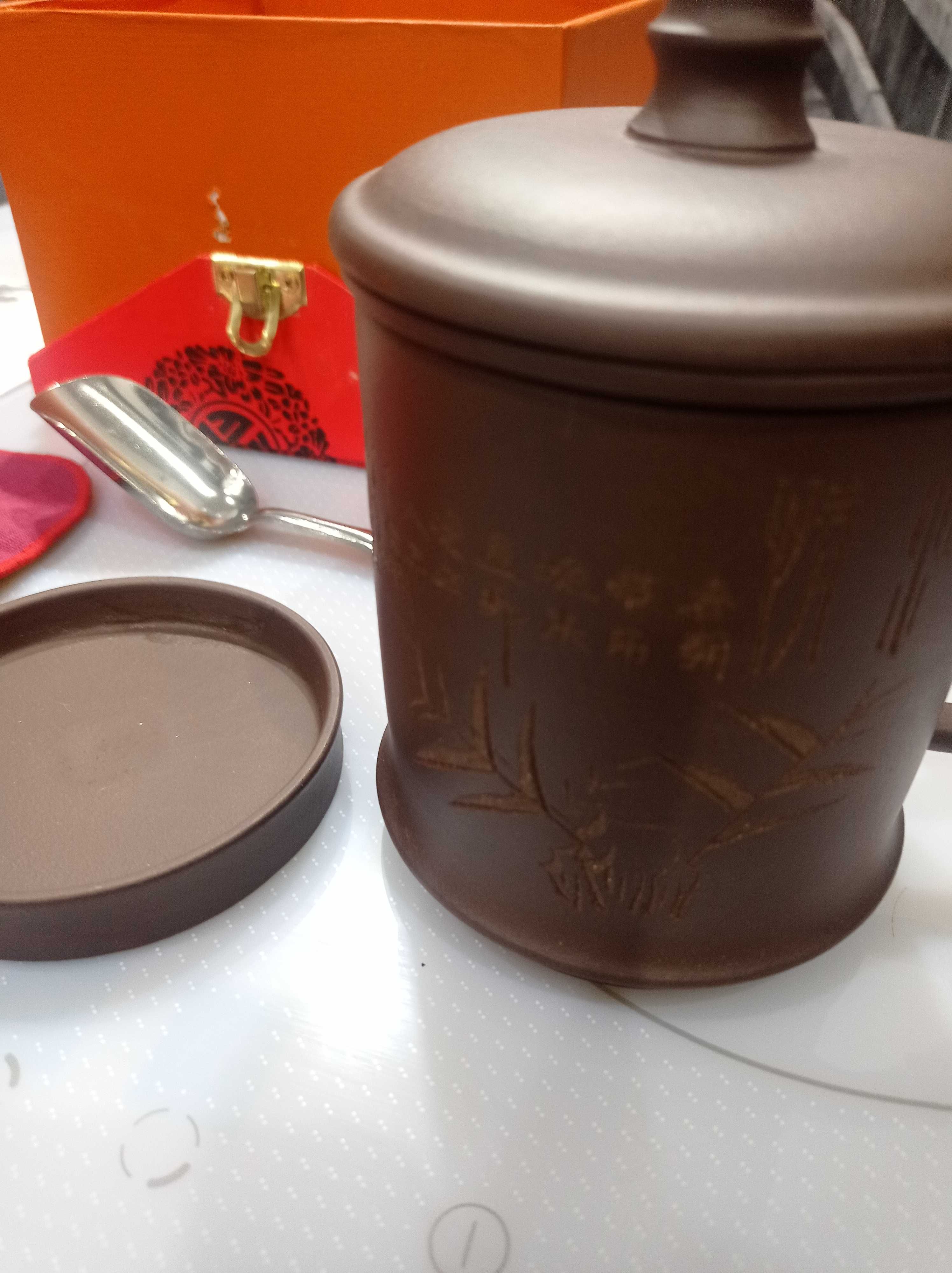 Kubek do parzenia herbaty prosto z CHIN