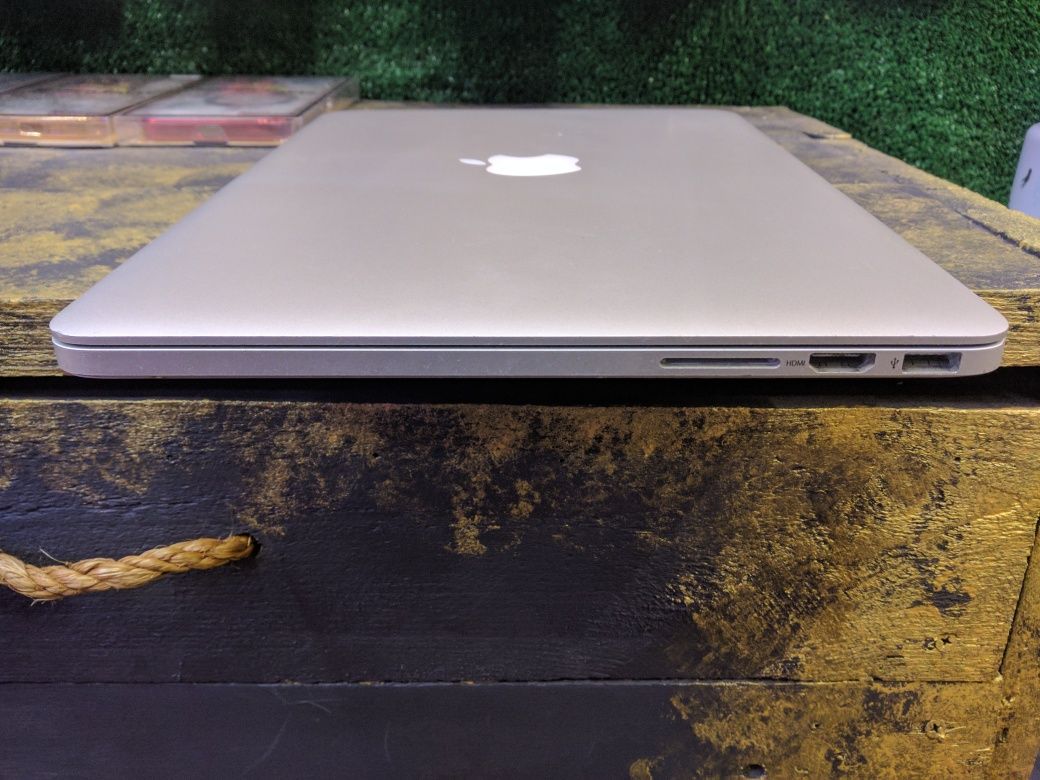 MacBook pro a1502 (2015)