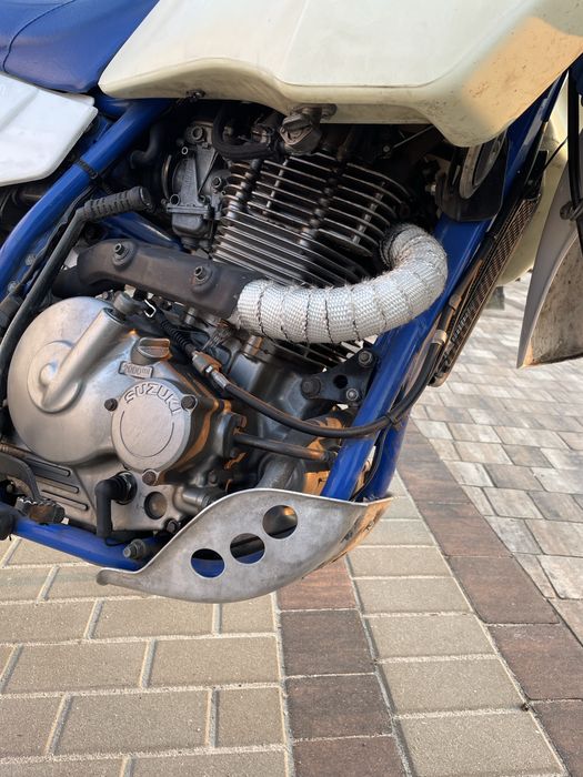 Suzuki DR650 (sp44b)