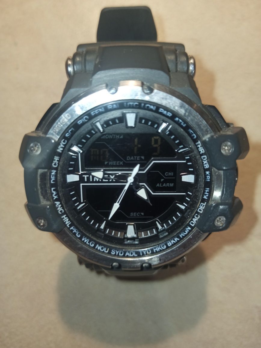 Zegarek Timex TW5M22600
