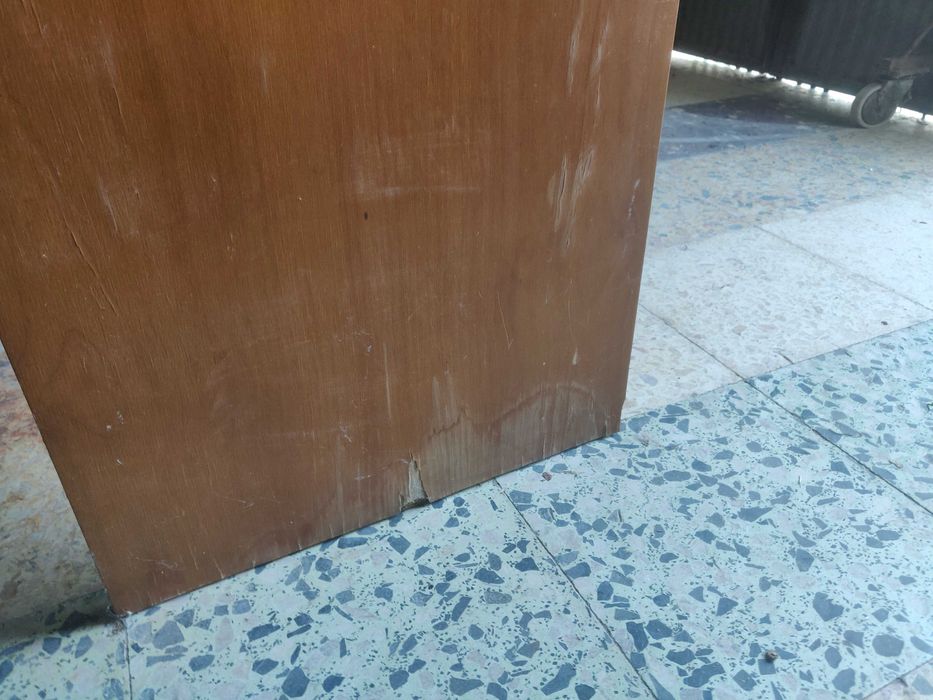 Secretária de madeira