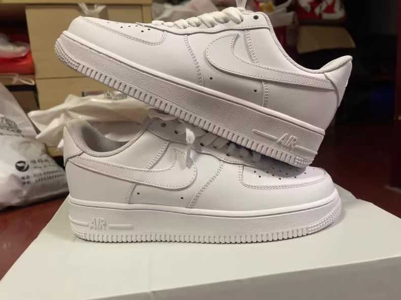 Nike Air Force 1 Low '07 White EU.44--28cm