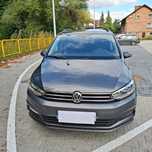 VW Touran Komfortline 2019r. Kupiony w salonie w Polsce, bezwypadkowy.
