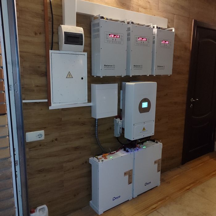 Установка подключение инвертора Deye, Solax . Підключення інвертора