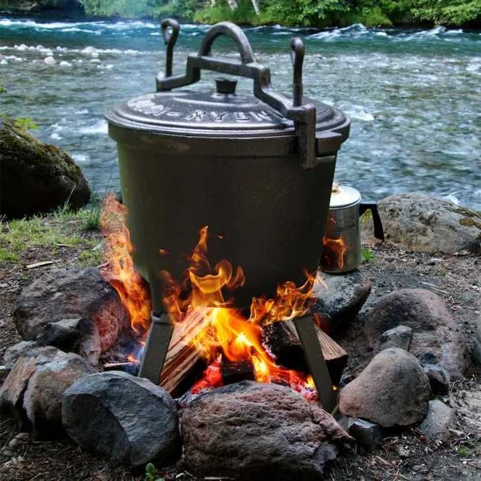 Kociołek garczek myśliwski żeliwny na ognisko 5 Litrów pieczonki