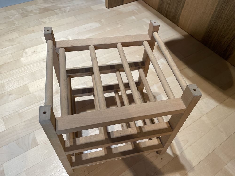 Stojak na wino drewniany IKEA jasny stan bardzo dobry