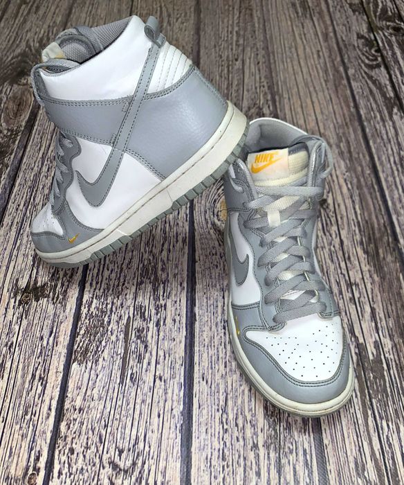 Демисезонные кроссовки Nike для ребенка. размер 38 (24 см)