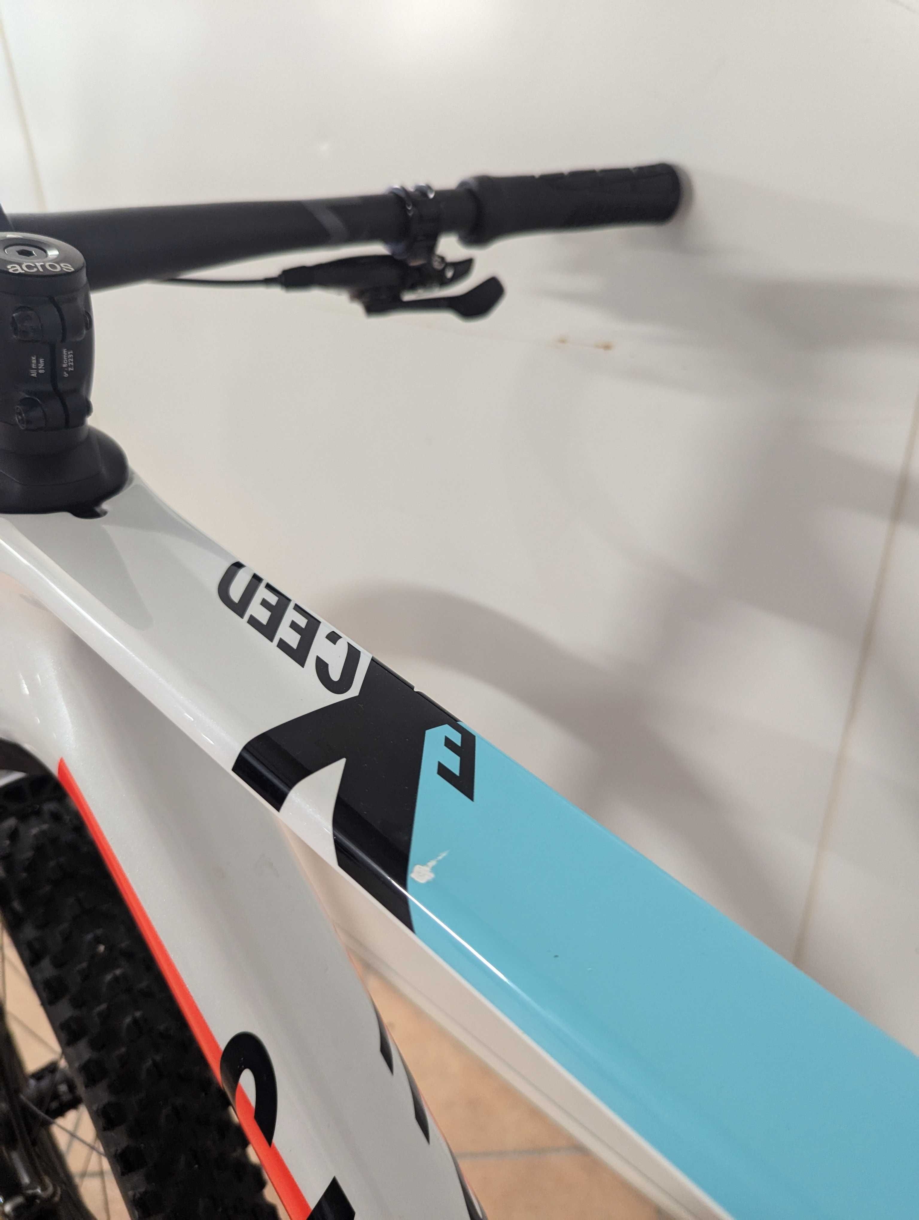 Canyon Exceed CF7 - 2022 Team Replica - Size L
