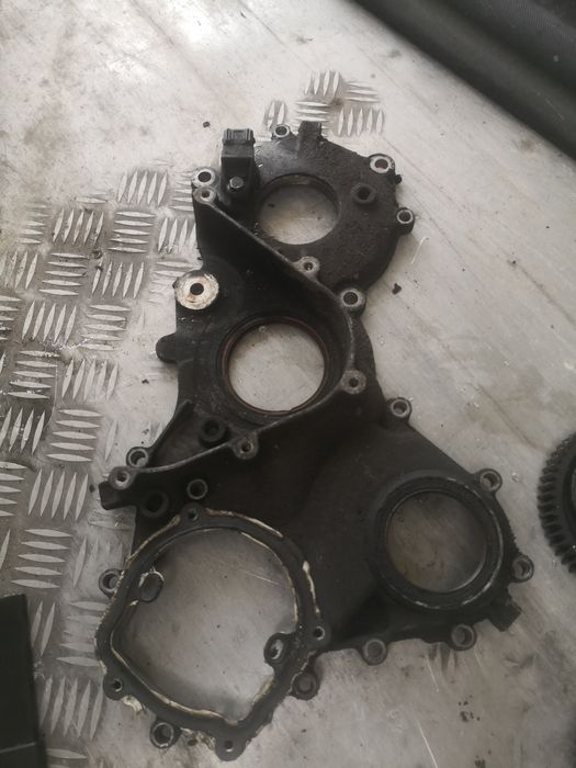 pompa oleju silnik 2.5 dci renault master części