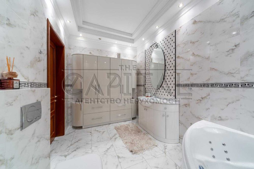 Здається в оренду розкішний будинок в Романкові 280м2 для вашої родини