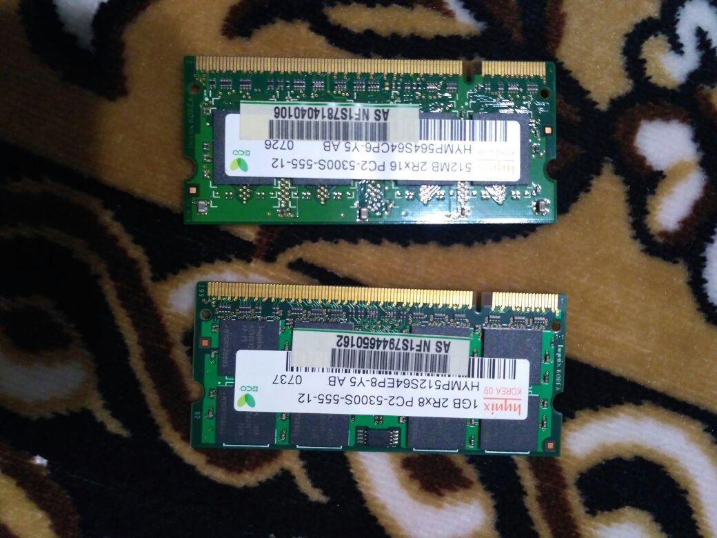 Оперативна пам'ять SO-DIMM 512Мб та 1Gb