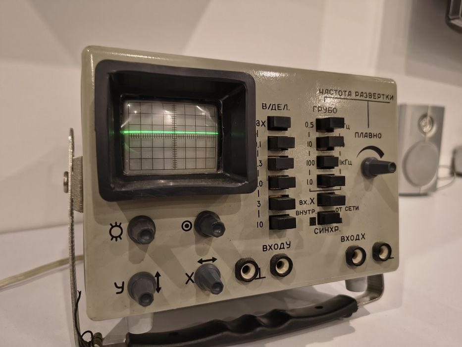 Oscyloskop radziecki PRL