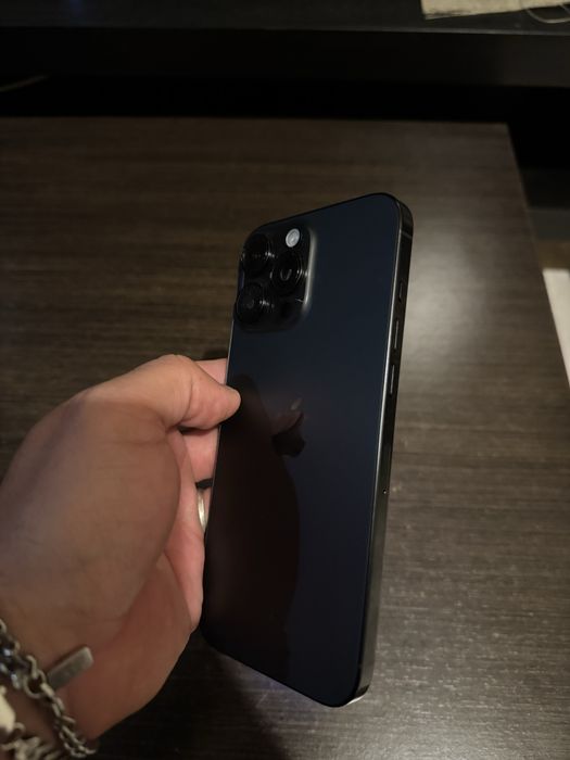 Iphone 16 Pro Max novo