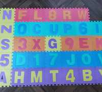 Puzzle piankowe literki cyferki kolorowe mata (niekompletne)