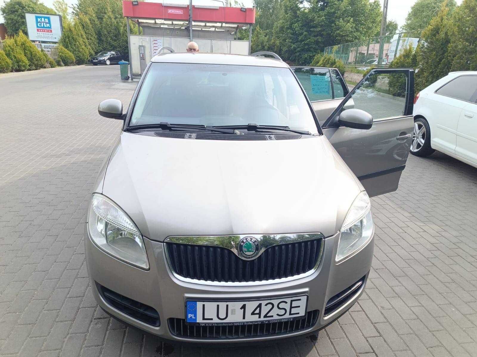 Skoda fabia 2 kombi 2009 rok 1.6 V 190 tyś km