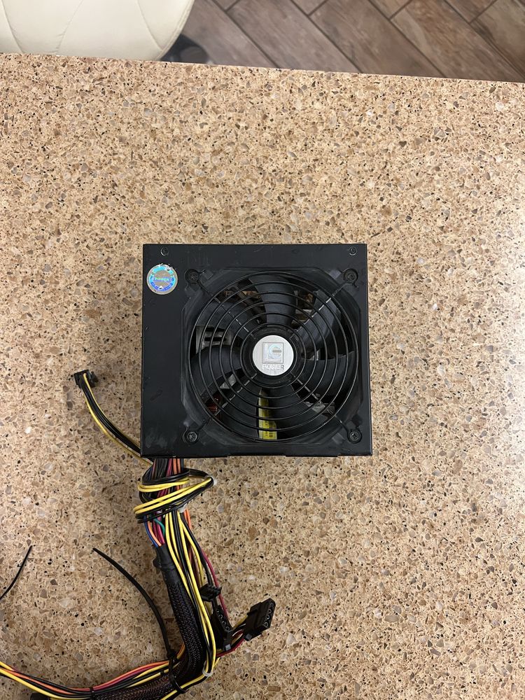 Блок питания 650w Power