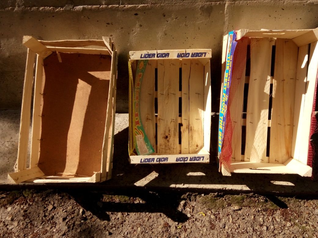 Ящики пластиковые и деревянные