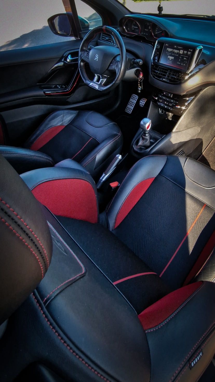 Peugeut Gti 208cv * gasolina *