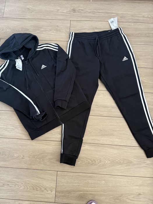 Косюм Adidas L новий