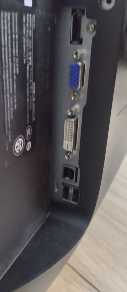 Monitor Dell 19 cali