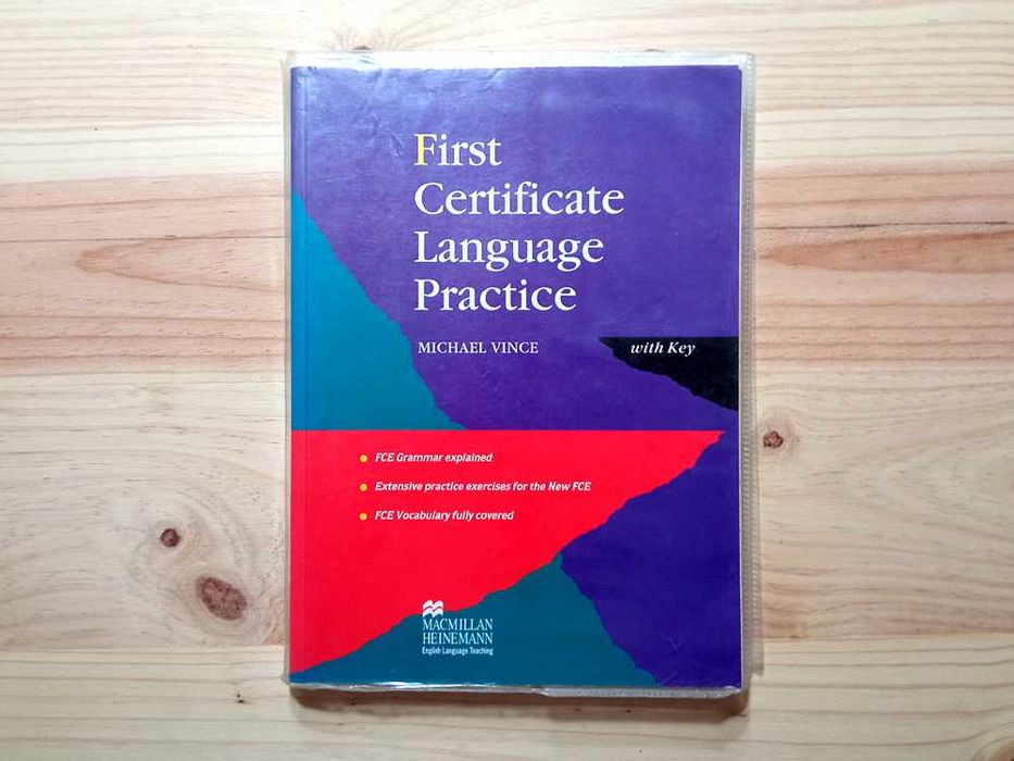 Livro First Certificate Language Practice - Exame FCE