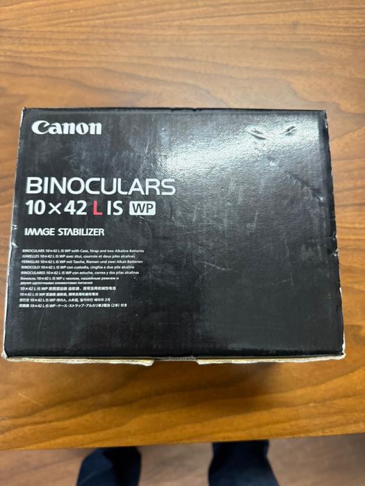 Бінокль Canon 10x42L IS WP