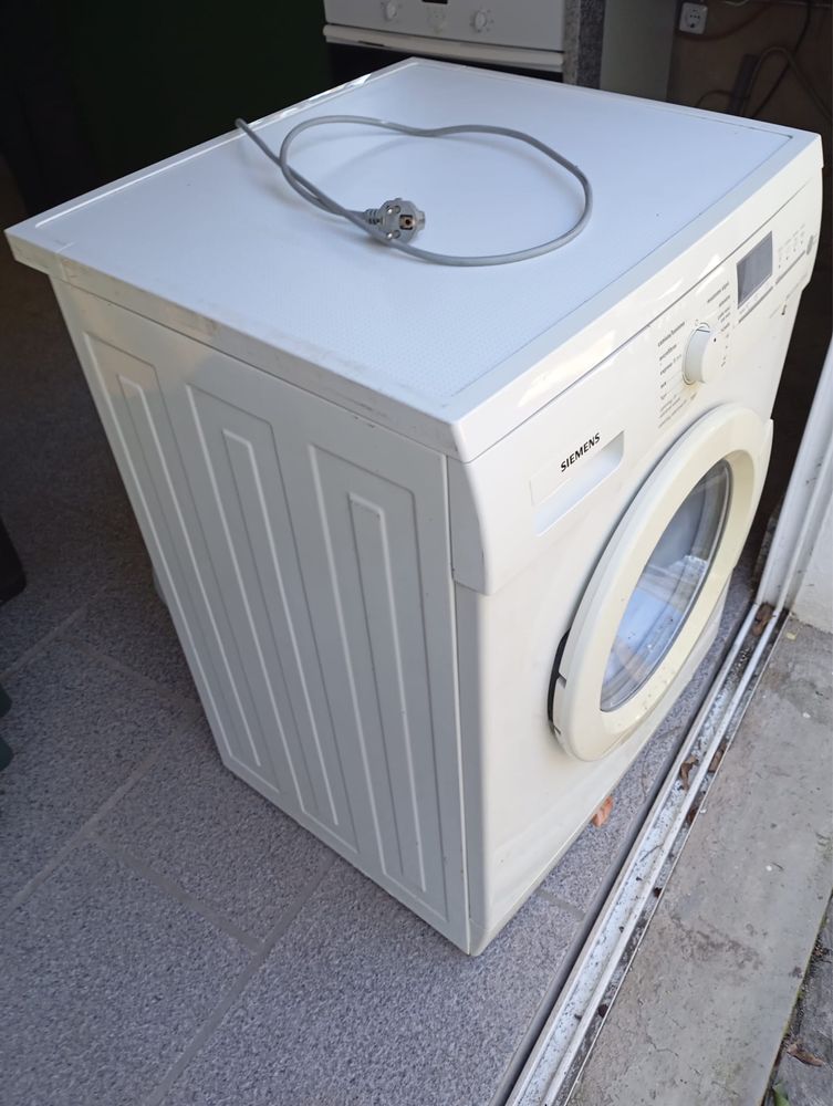 Maquina de lavar roupa Siemens