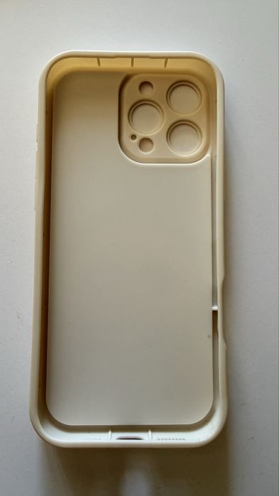 Чохол на iphone 16 pro max