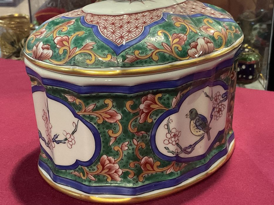 Caixa vista alegre joias 15x11 cm.  Anúncios abaixo