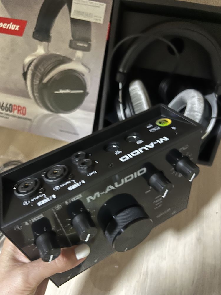 Аудіоінтерфейс M-Audio 192/6+навушники