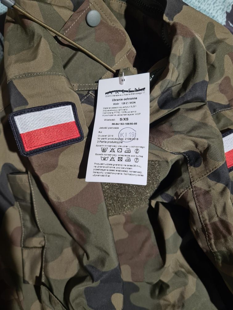 Wojskowe, koszule i inne gadżety