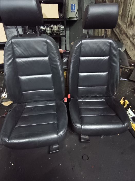 Fotele plus kanapa audi a6 c6 skóra grzane przód i tył