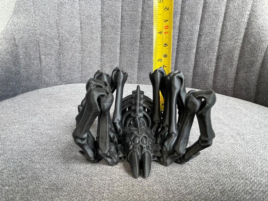 Рухлива іграшка Павук надрукована на 3д принтері