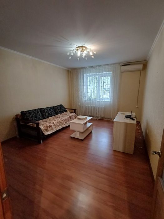 Сдам 1 комн квартиру на Заболотного Сахарова