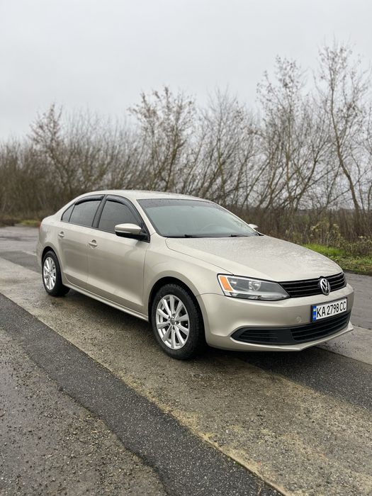 Продам Volkswagen Jetta 2013 року