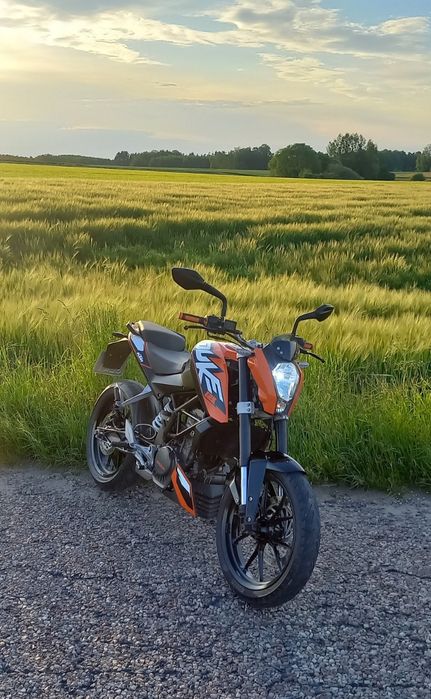 Sprzedam KTM DUKE 125,  2013 rok. Zadbany