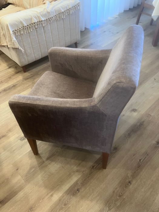 2 cadeirões completamente novos