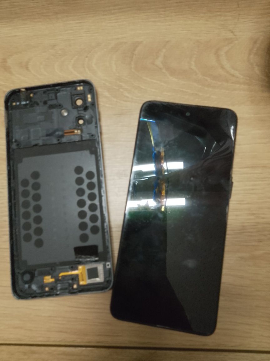 Запчастини на телефон MOTOROLA G14