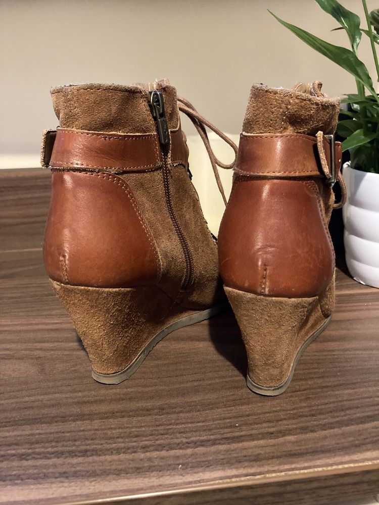 Buty, botki, koturny, brązowe, skórzane - Stradivarius