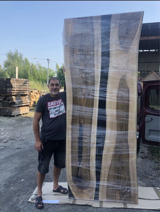 Столи лофт з епоксидної смоли