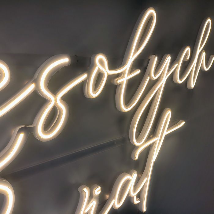 Napis podświetlany Wesołych Świąt neon LED 150x75 cm