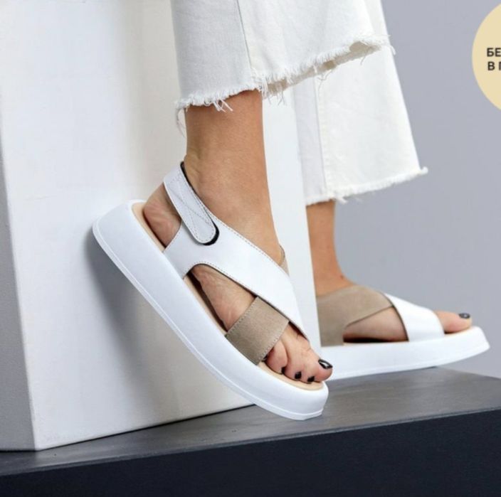 Жіночі шкіряні босоніжки